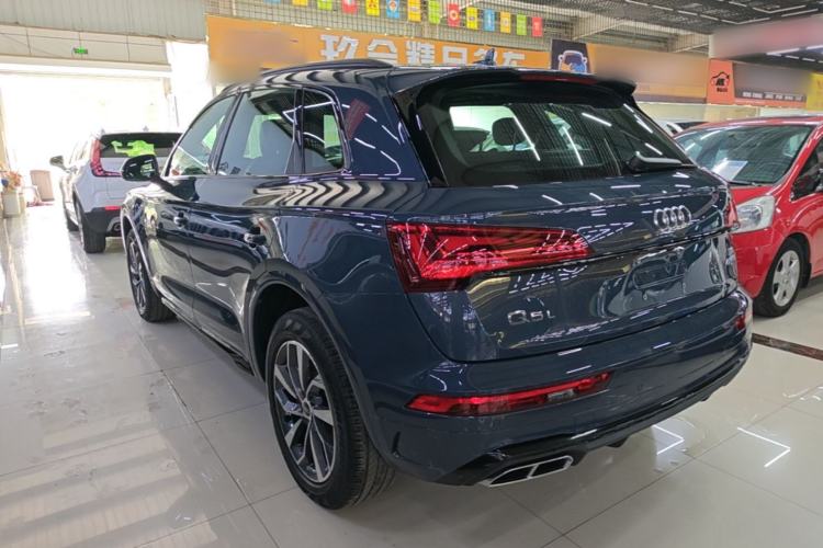 Used Audi Q5L 2025 40 TFSI Luxury Dynamic Edition Rear Left 45 Deg