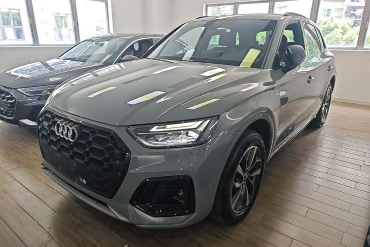 Used Audi Q5L 2025 40 TFSI Luxury Dynamic Edition Guazi used car, China used car export, Used car for sale, Used Audi cars, Cheapest cars for sale