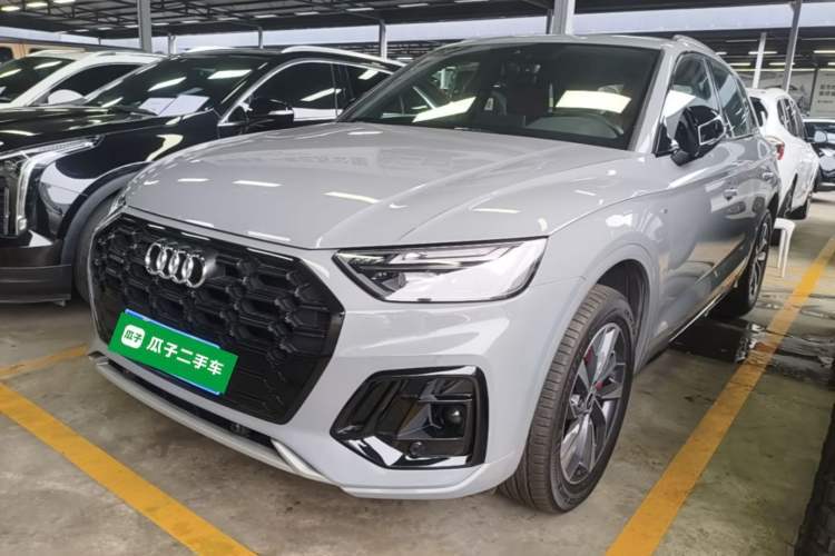 Used Audi Q5L 2025 40 TFSI Luxury Dynamic Edition Guazi used car, China used car export, Used car for sale, Used cars, Cheapest cars for sale