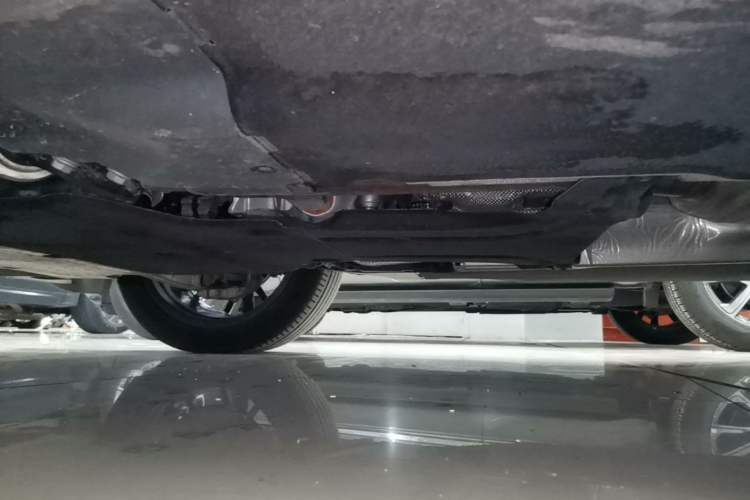Used Audi Q5L 2025 45 TFSI Luxury Dynamic Edition Chassis Front Left