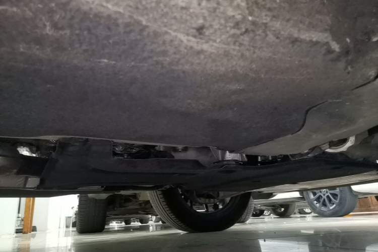 Used Audi Q5L 2025 45 TFSI Luxury Dynamic Edition Chassis Front Right