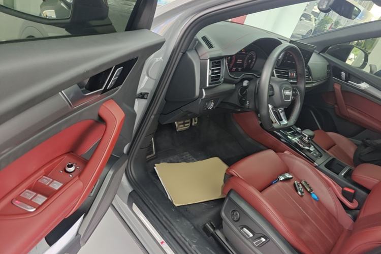 Used Audi Q5L 2025 40 TFSI Luxury Dynamic Edition Driver Seat
