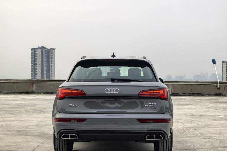 Used Audi Q5L 2025 quattro 45th Anniversary Edition 40 TFSI Luxury Dynamic Model Exterior 7