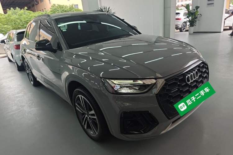 Used Audi Q5L 2025 40 TFSI Luxury Dynamic Edition Front Right 45 Deg