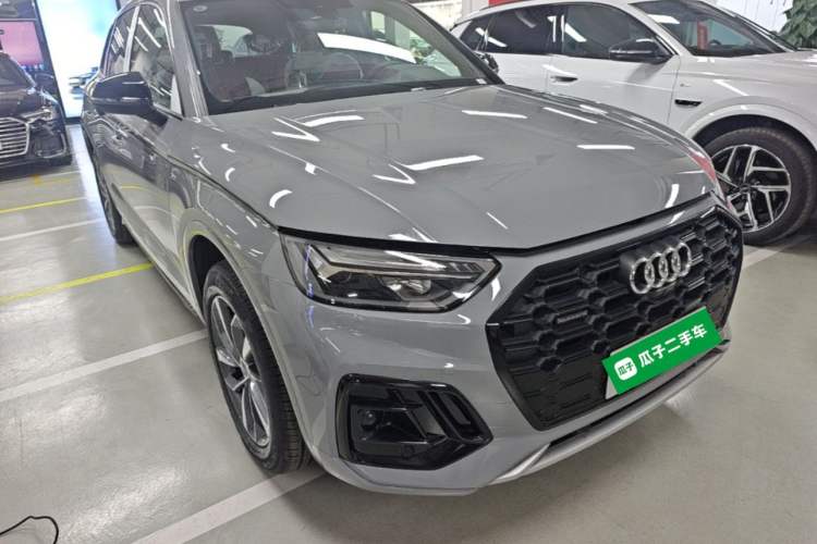 Used Audi Q5L 2025 quattro 45th Anniversary Edition 40 TFSI Luxury Dynamic Model Front Right 45 Deg