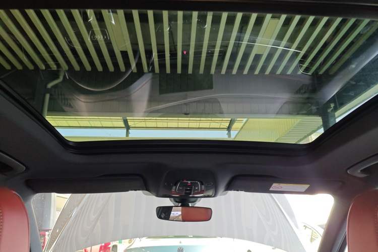 Used Audi Q5L 2025 quattro 45th Anniversary Edition 40 TFSI Luxury Dynamic Model Headliner