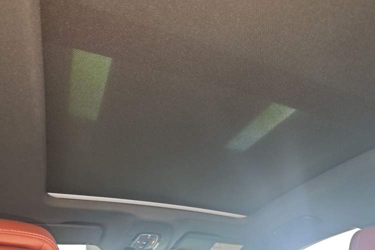 Used Audi Q5L 2025 40 TFSI Luxury Dynamic Edition Headliner
