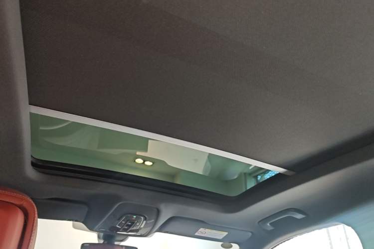 Used Audi Q5L 2025 40 TFSI Luxury Dynamic Edition Headliner