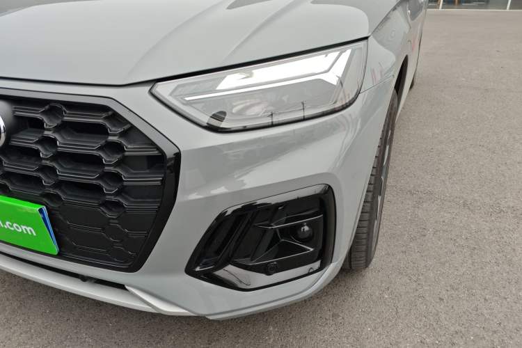 Used Audi Q5L 2025 40 TFSI Luxury Dynamic Edition Left Front Headlight