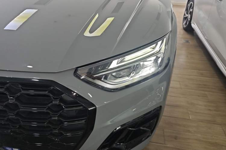 Used Audi Q5L 2025 40 TFSI Luxury Dynamic Edition Left Front Headlight