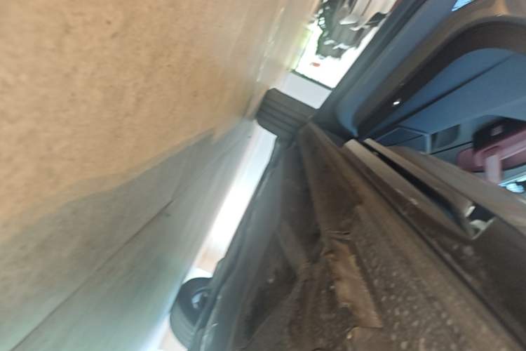 Used Audi Q5L 2025 40 TFSI Luxury Dynamic Edition Left Side Sill