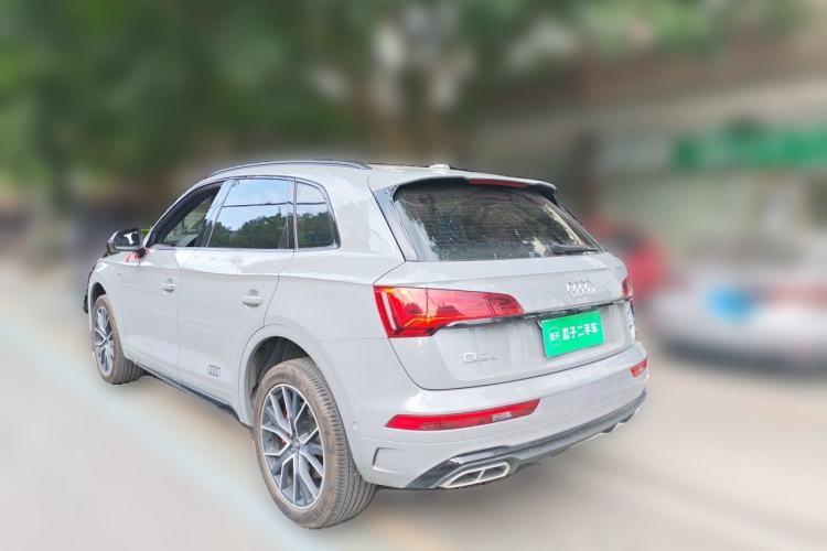 Used Audi Q5L 2025 quattro 45th Anniversary Edition 45 TFSI Luxury Dynamic Model Rear Left 45 Deg