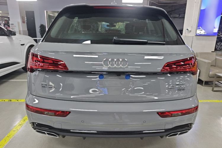 Used Audi Q5L 2025 quattro 45th Anniversary Edition 40 TFSI Luxury Dynamic Model Rear
