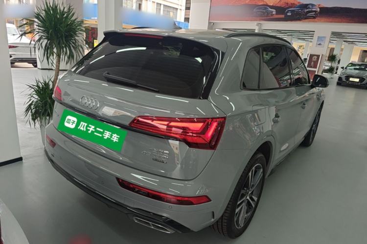 Used Audi Q5L 2025 40 TFSI Luxury Dynamic Edition Rear Right 45 Deg