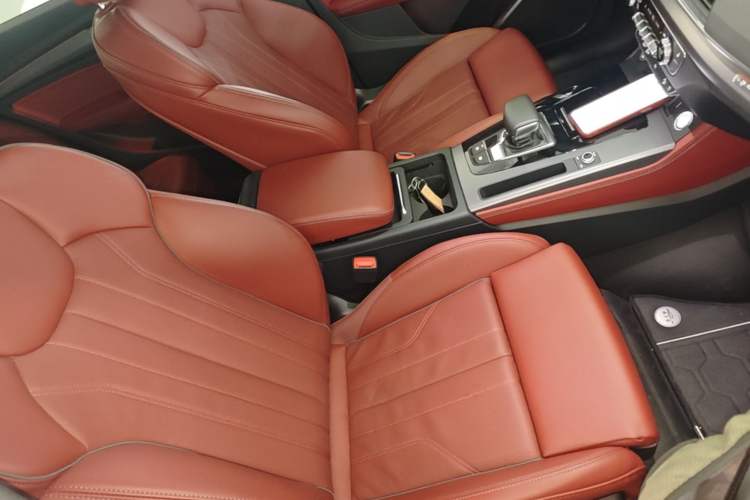 Used Audi Q5L 2025 40 TFSI Luxury Dynamic Edition Right Front Seat