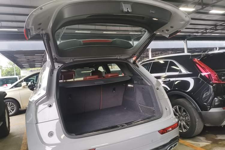 Used Audi Q5L 2025 40 TFSI Luxury Dynamic Edition Trunk