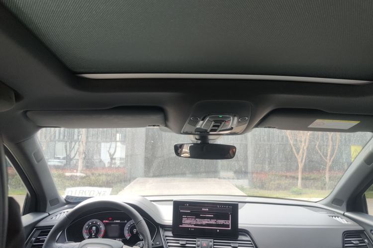 Used Audi Q5L 2025 45 TFSI Luxury Dynamic Edition Headliner