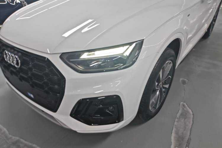 Used Audi Q5L 2025 40 TFSI Luxury Dynamic Edition Left Front Headlight