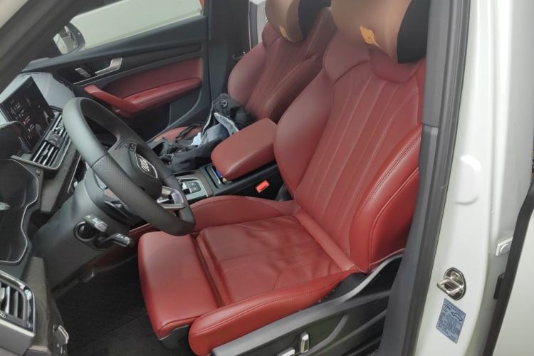 Used Audi Q5L 2025 quattro 45th Anniversary Edition 45 TFSI Luxury Dynamic Model Left Front Seat