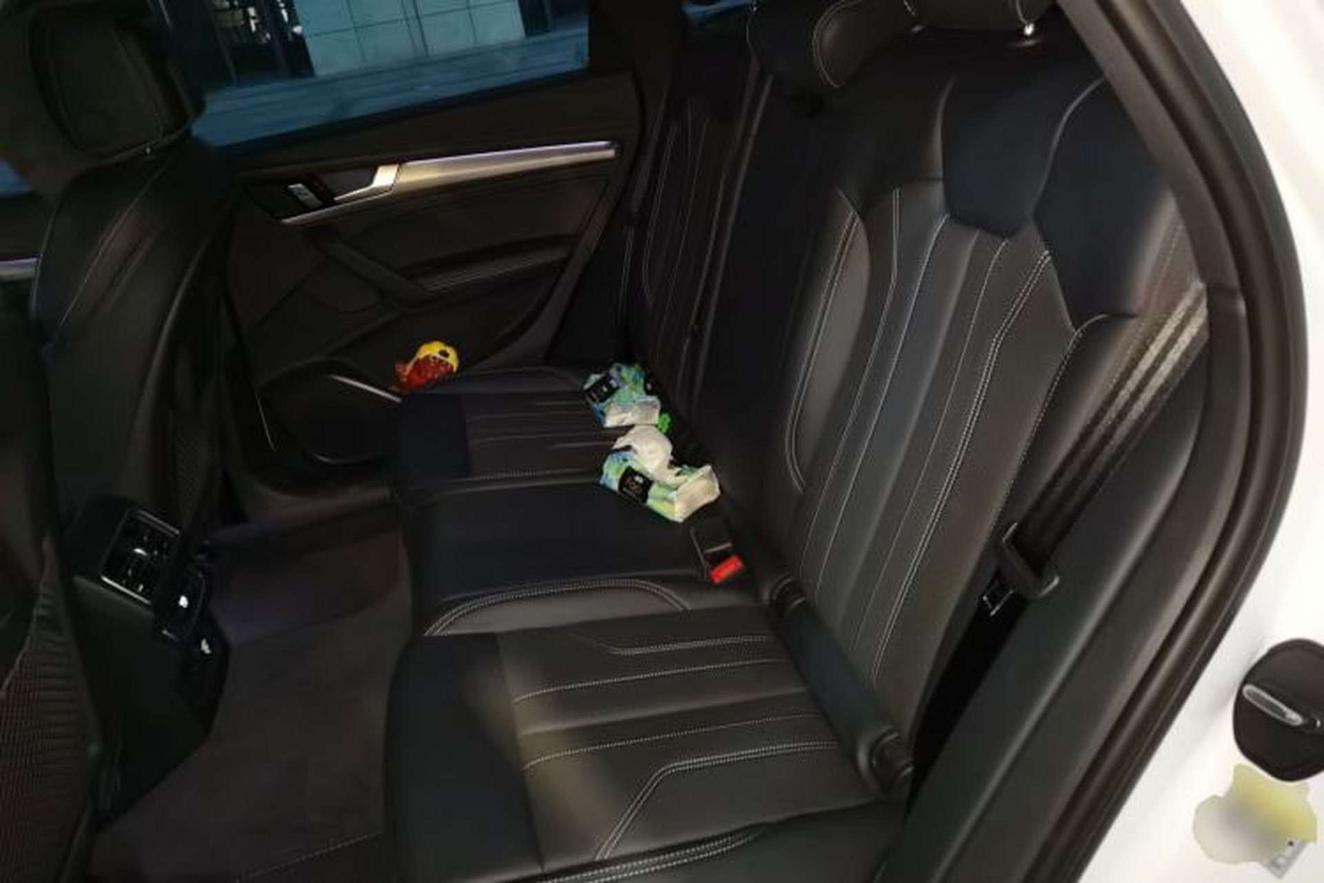 Used Audi Q5L 2025 40 TFSI Luxury Dynamic Edition Left Rear Seat