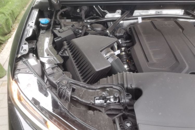 Used Audi Q5L 2026 Model Range: Exclusive Edition for 10 Million Users Engine Bay Right