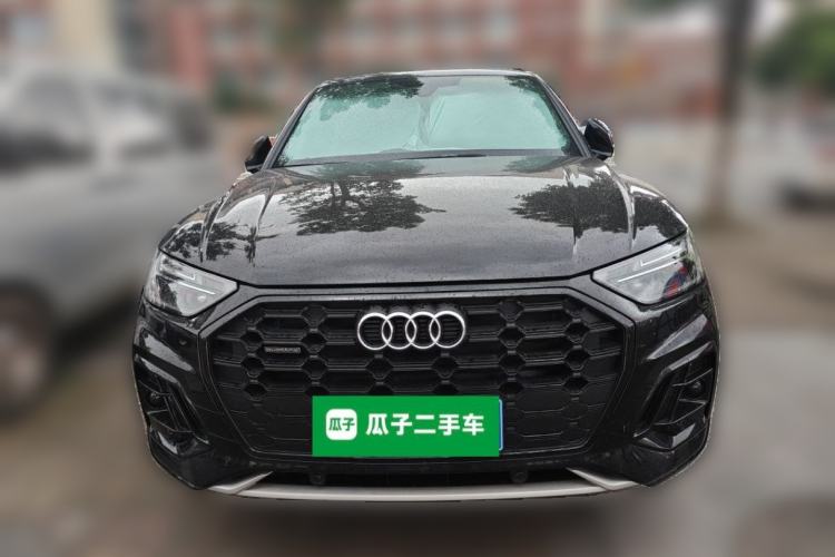 Used Audi Q5L 2025 Facelift 45th Anniversary Collector's Edition 40 TFSI Luxury Dynamic Version Front
