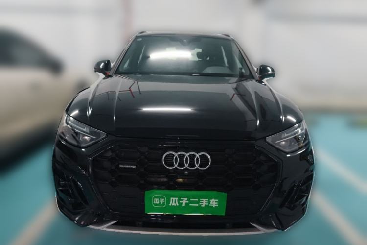 Used Audi Q5L 2025 Facelift 45th Anniversary Collector's Edition 40 TFSI Luxury Dynamic Version Front