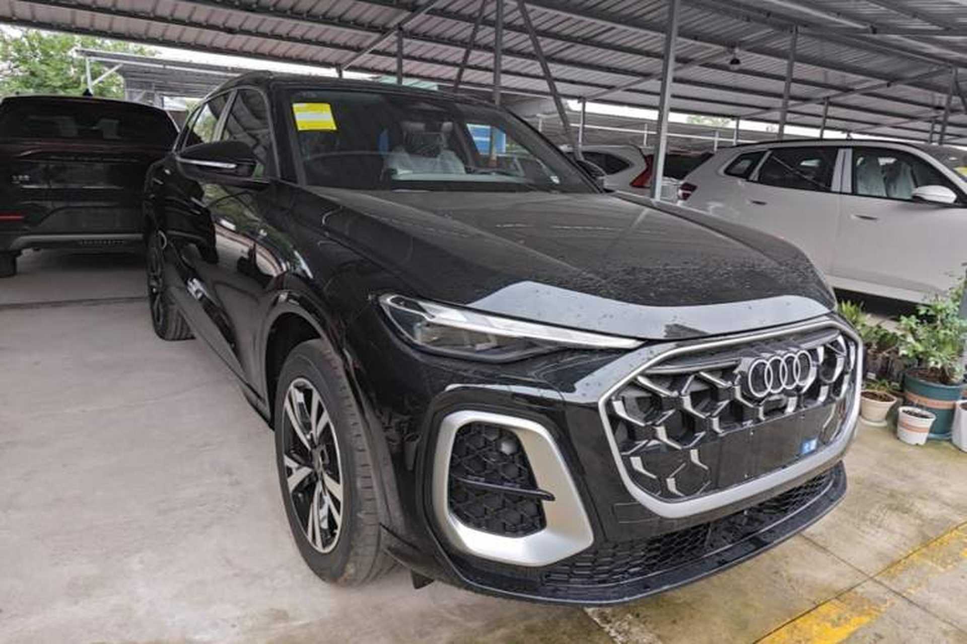 Used Audi Q5L 2026 150kW Smart Hybrid Luxury Edition Front Right 45 Deg