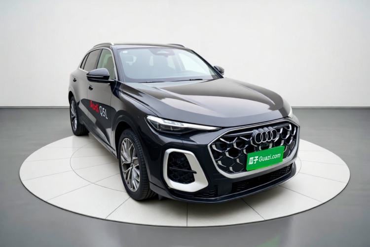 Used Audi Q5L 2026 150kW Smart Hybrid Luxury Edition Front Right 45 Deg