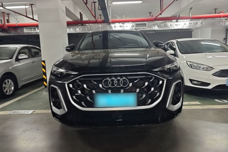 Used Audi Q5L 2026 150kW Smart Hybrid Luxury Edition Front