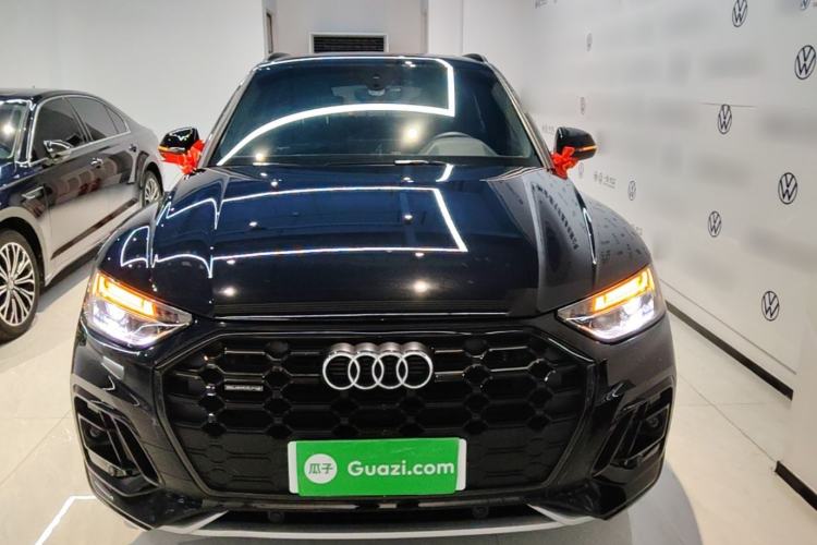 Used Audi Q5L 2025 Facelift 45th Anniversary Collector's Edition 40 TFSI Luxury Dynamic Version Front