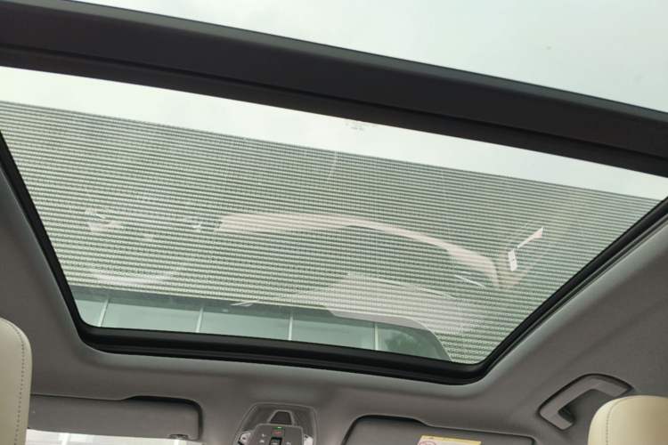 Used Audi Q5L 2026 150kW Smart Hybrid Luxury Edition Headliner