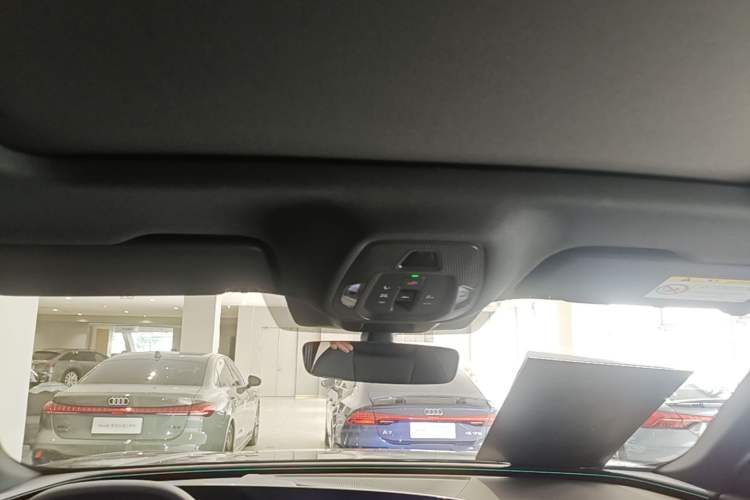 Used Audi Q5L 2026 Model Range: Intelligent Hybrid Premium Edition Headliner