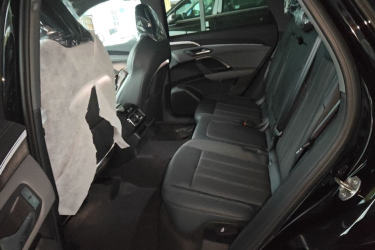 Used Audi Q5L 2026 150kW Smart Hybrid Luxury Edition Left Rear Seat