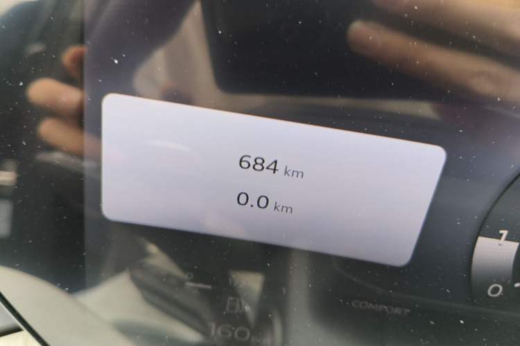 Used Audi Q5L 2026 150kW Smart Hybrid Luxury Edition Odometer Close Up