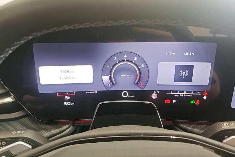 Used Audi Q5L 2026 Model Range: Intelligent Hybrid Premium Edition Odometer Close Up