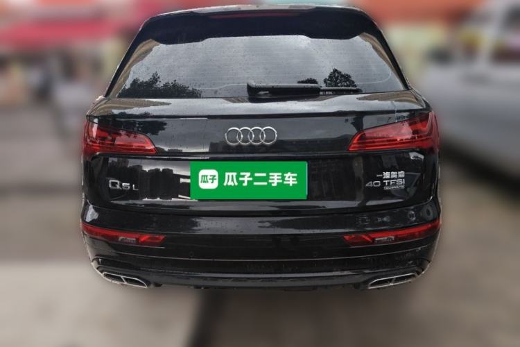 Used Audi Q5L 2025 Facelift 45th Anniversary Collector's Edition 40 TFSI Luxury Dynamic Version Rear