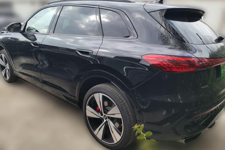 Used Audi Q5L 2026 Model Range: Intelligent Hybrid Premium Edition Rear Left 45 Deg