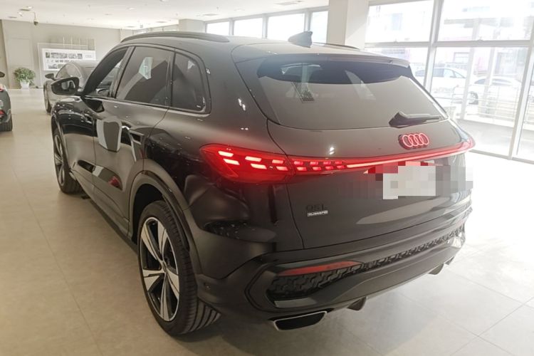 Used Audi Q5L 2026 Model Range: Intelligent Hybrid Premium Edition Rear Left 45 Deg