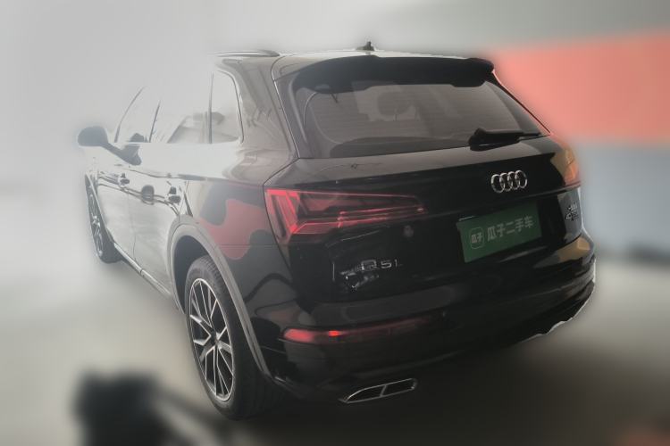 Used Audi Q5L 2025 Facelift 45th Anniversary Collector's Edition 40 TFSI Luxury Dynamic Version Rear Left 45 Deg