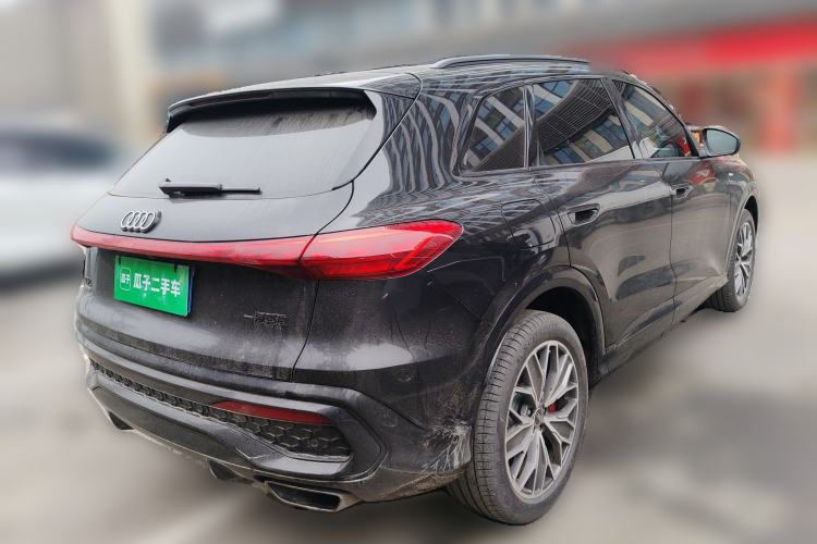 Used Audi Q5L 2026 Model Range: Exclusive Edition for 10 Million Users Rear Right 45 Deg