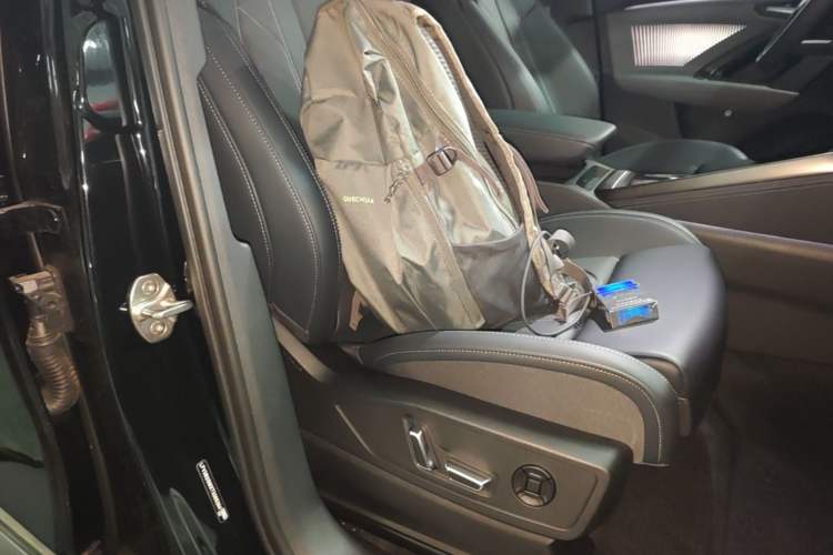 Used Audi Q5L 2026 150kW Smart Hybrid Luxury Edition Right Front Seat