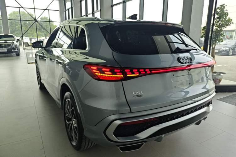 Used Audi Q5L 2026 150kW Smart Hybrid Luxury Edition Rear Left 45 Deg