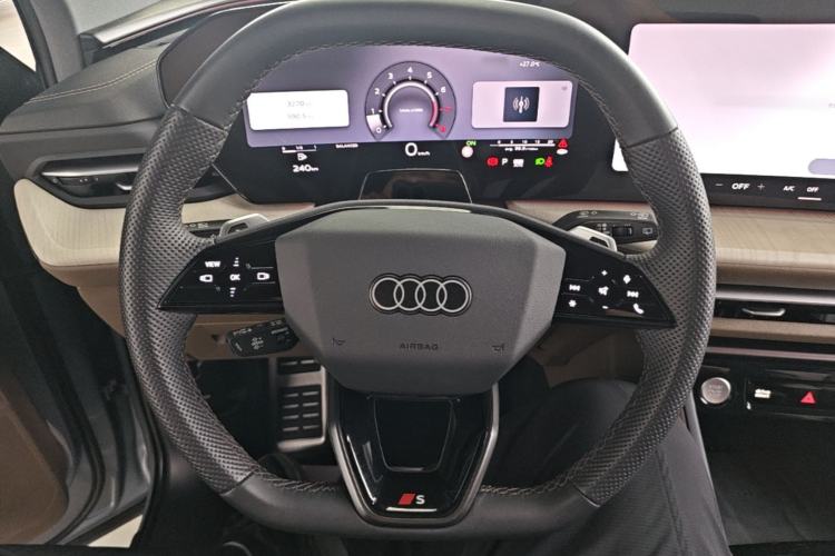 Used Audi Q5L 2026 150kW Smart Hybrid Luxury Edition Steering Wheel
