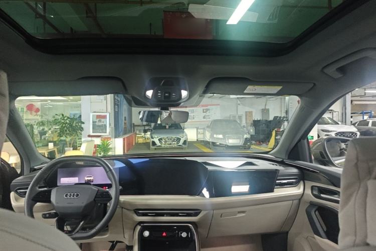 Used Audi Q5L 2026 150kW Smart Hybrid Luxury Edition Headliner