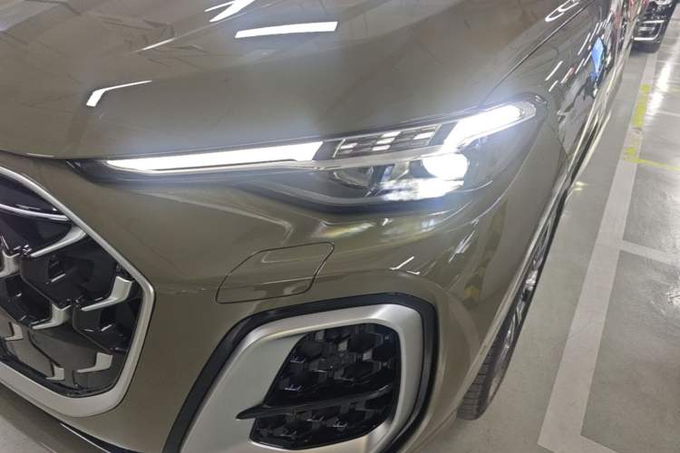 Used Audi Q5L 2026 150kW Smart Hybrid Luxury Edition Left Front Headlight