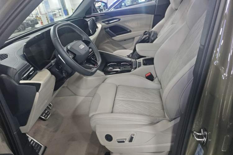 Used Audi Q5L 2026 150kW Smart Hybrid Luxury Edition Left Front Seat