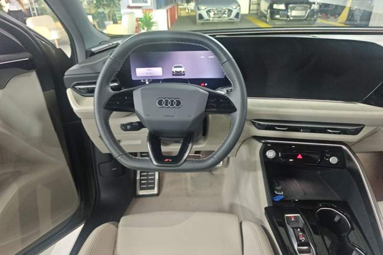 Used Audi Q5L 2026 150kW Smart Hybrid Luxury Edition Steering Wheel