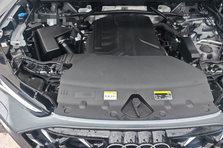 Used Audi Q5L 2026 150kW Smart Hybrid Luxury Edition Engine Bay
