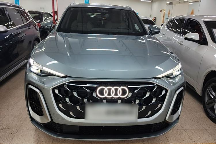 Used Audi Q5L 2026 150kW Smart Hybrid Luxury Edition Front